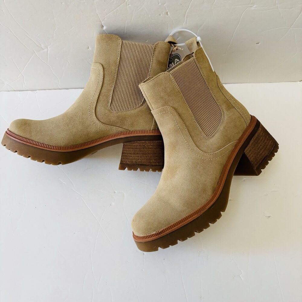 MIA IREI BOOTIE FAUX SUEDE TAN ANKLE SIZE 10 ROUND TOE 2.5 BLOCK HEEL PULLON